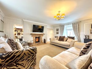 Photo 26- click for photo gallery